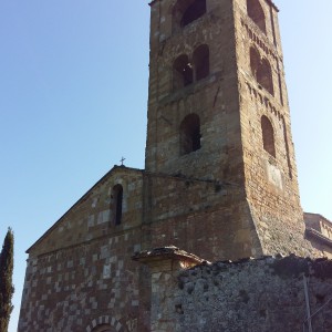 Giardini e abbazie della campagna senese