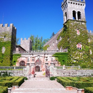 Giardini e abbazie della campagna senese