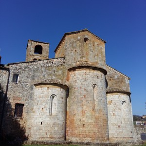 Giardini e abbazie della campagna senese