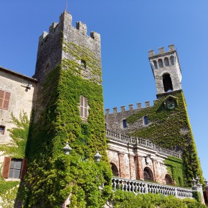 Giardini e abbazie della campagna senese