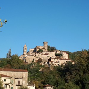 Castelli, borghi, e pievi della Lunigiana