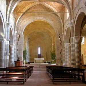 Nel regno del 'tufo': Sovana e Pitigliano