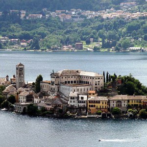 Incantevole Piemonte: Lago d'Orta e Monferrato