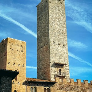 San Gimignano tra storia e grandi affreschi