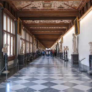 Gli Uffizi e il Corridoio Vasariano